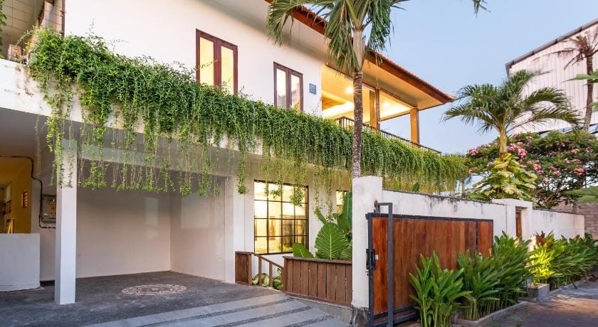 Kerta Mani Canggu Hotel in North Kuta