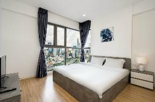 MILLENNIUM 3Bedrooms 2Toilets, FREE POOL Apartment in Ho Chi Minh City