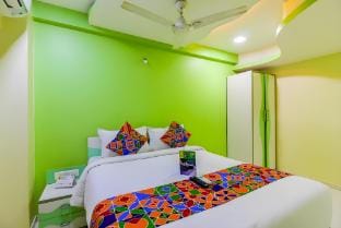 Amber Corp Inn, Near Nesco Exhibition Center Apartment in Mumbai
