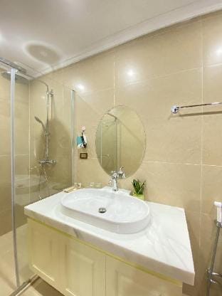 Calvia 3-06 || Bai Chay Beach Apartment in Laos