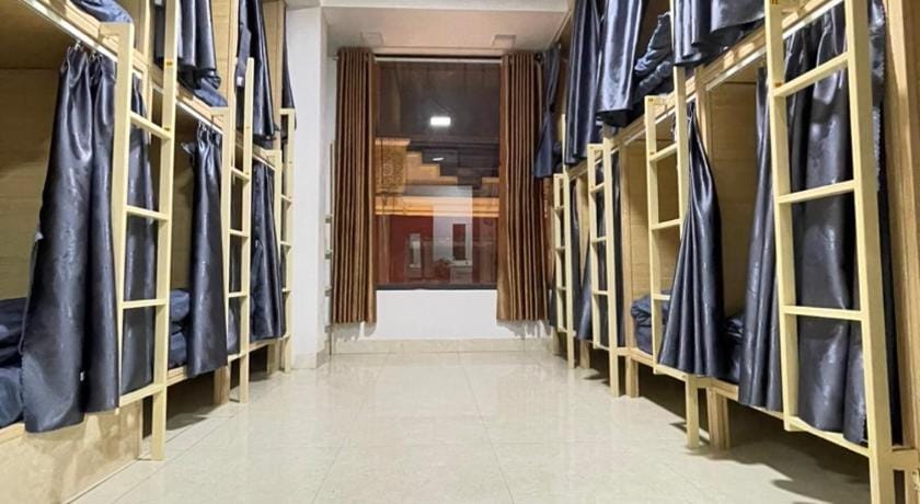 Nhật's Sapa Central Hostel Capsule hotel in Laos