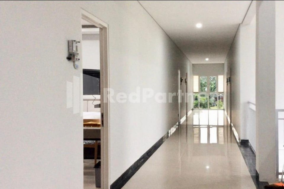 TERRA Guesthouse JEC Mitra RedDoorz Hotel in Special Region of Yogyakarta