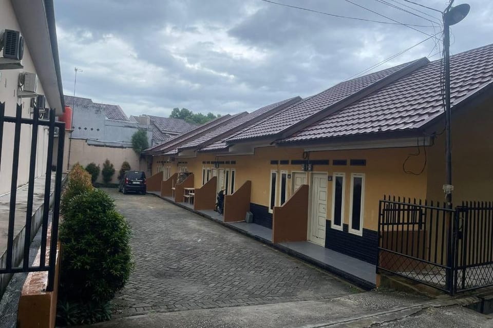 Hotel O Aksana Homestay SyariahNearWonderland Trik Art Hotel in West Sumatra, Indonesia