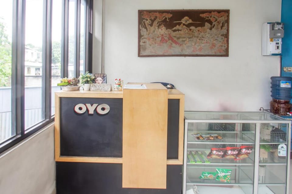 OYO 93751 Sunrise Homestay Hotel in Pujut