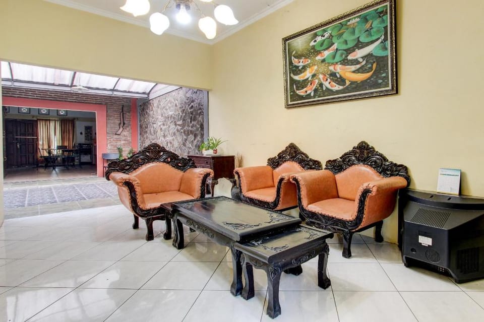 Capital O 93716 Family Guesthouse Syariah Hotel in Special Region of Yogyakarta