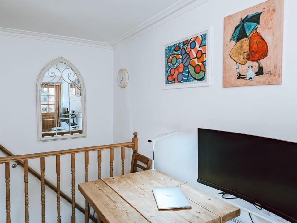The Clapham 2-Bedroom Flat with Private Patio Apartment in London