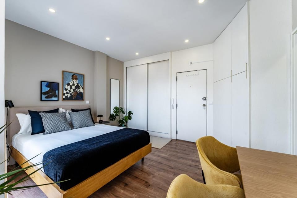 Nomad's Easy Stay - Studio Lounge Casa da Musica Apartment in Porto