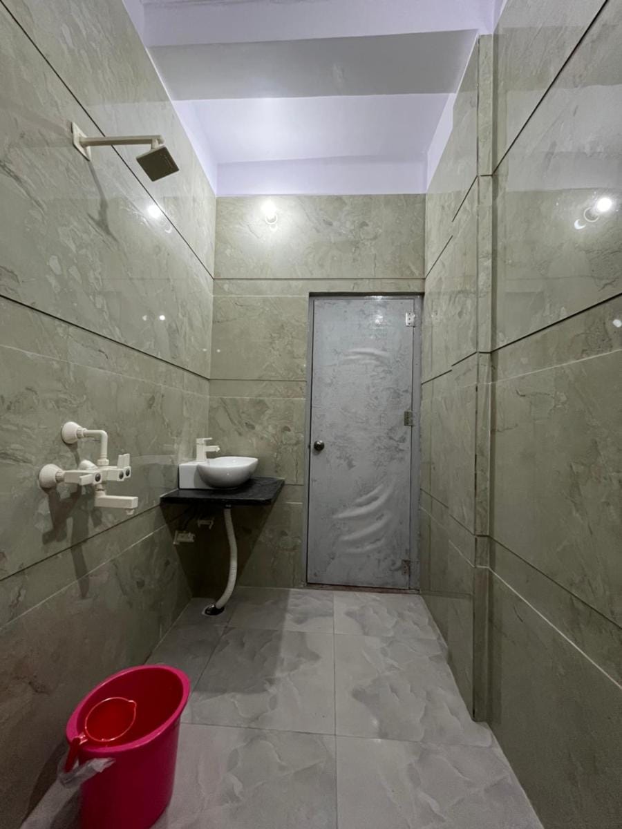 Hotel Shree Radham  Vacation rental in Uttar Pradesh