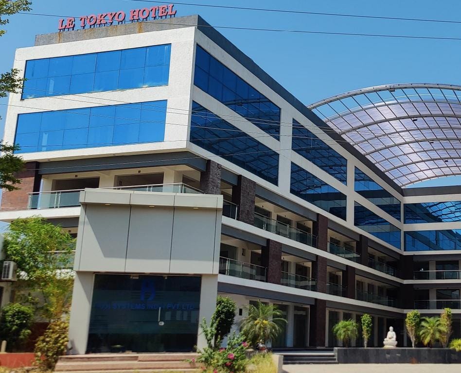 Le Tokyo Hotel Vithalapur Hotel in Gujarat