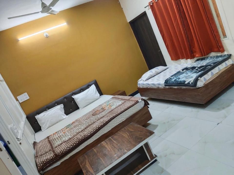 Hotel shree radhe Krishna palace ujjain Hotel in India