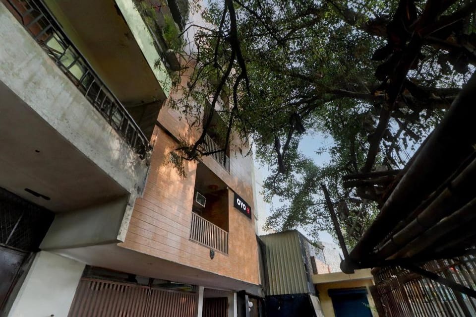 Super Hotel O Hotel Feel Inn Hotel in Delhi