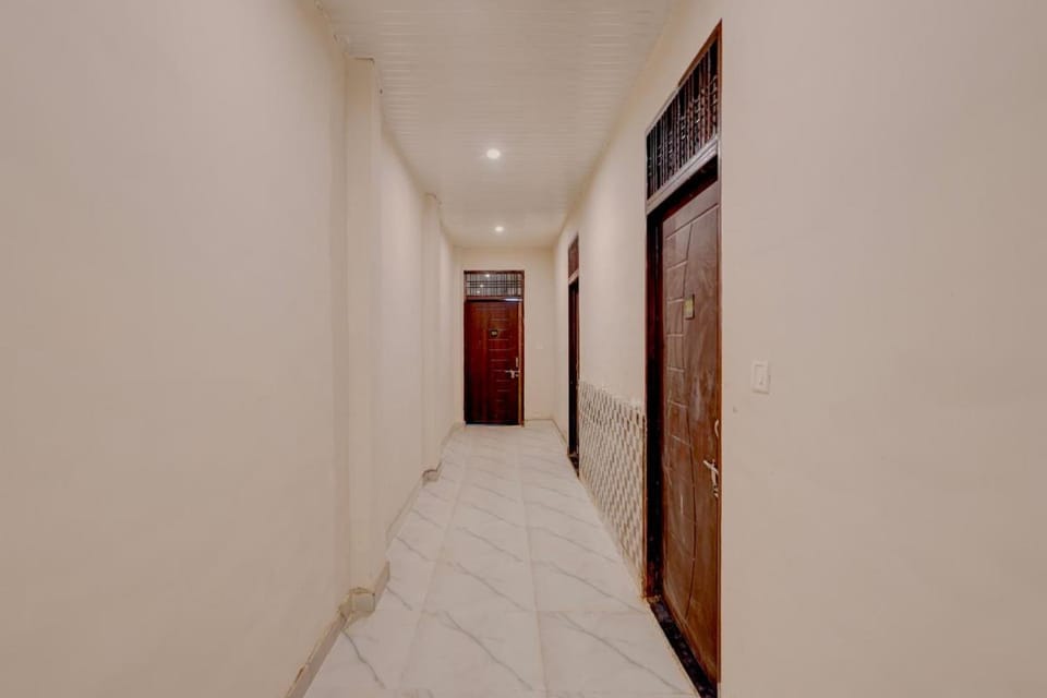 Hotel O Sky Guest House Hotel in Lucknow