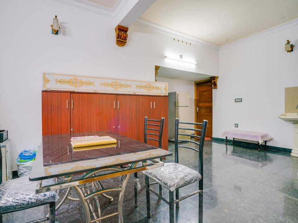 Hotel O KAYALKARA VILLA BY LEFORT Hotel in Thiruvananthapuram