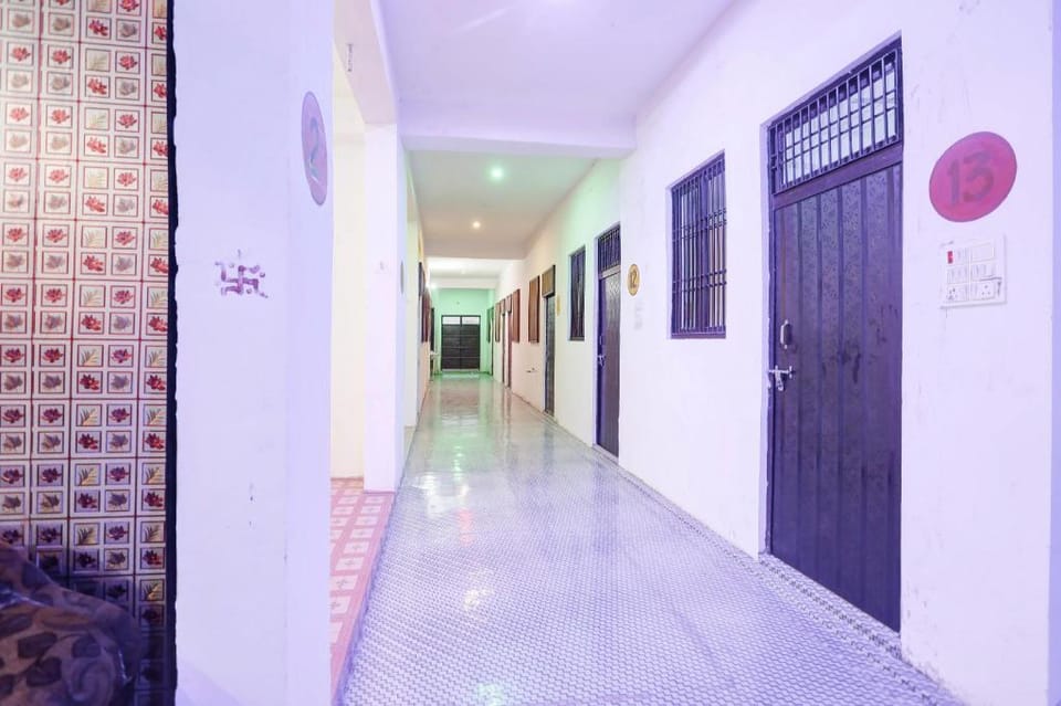 Hotel O D.K. PALACE HOTEL & ROOMS Hotel in Uttar Pradesh
