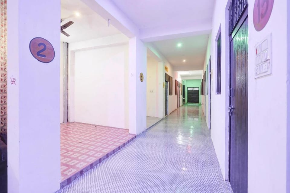 Hotel O D.K. PALACE HOTEL & ROOMS Hotel in Uttar Pradesh