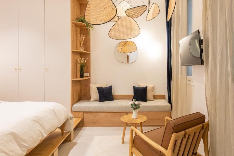 Geranimus : Heart of Paris Montorgeuil Apartment in Paris