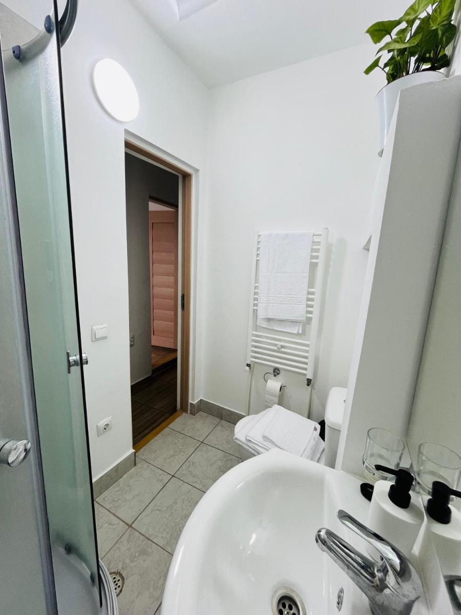 Random House Bed and Breakfast in Brasov