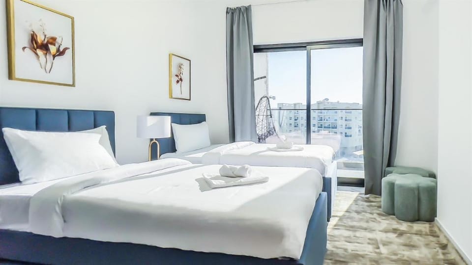 Elite LUX Holiday Homes - Luxe Gardenia 2BR Haven in Arjan, Dubai Apartment in Dubai