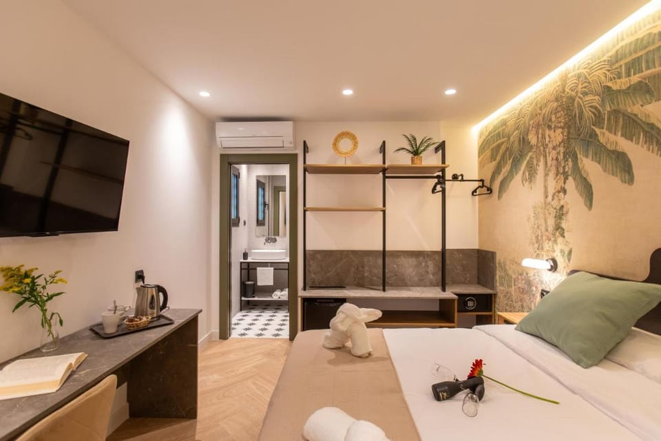 Boutique Rooms Playa Burriana Bed and Breakfast in Nerja