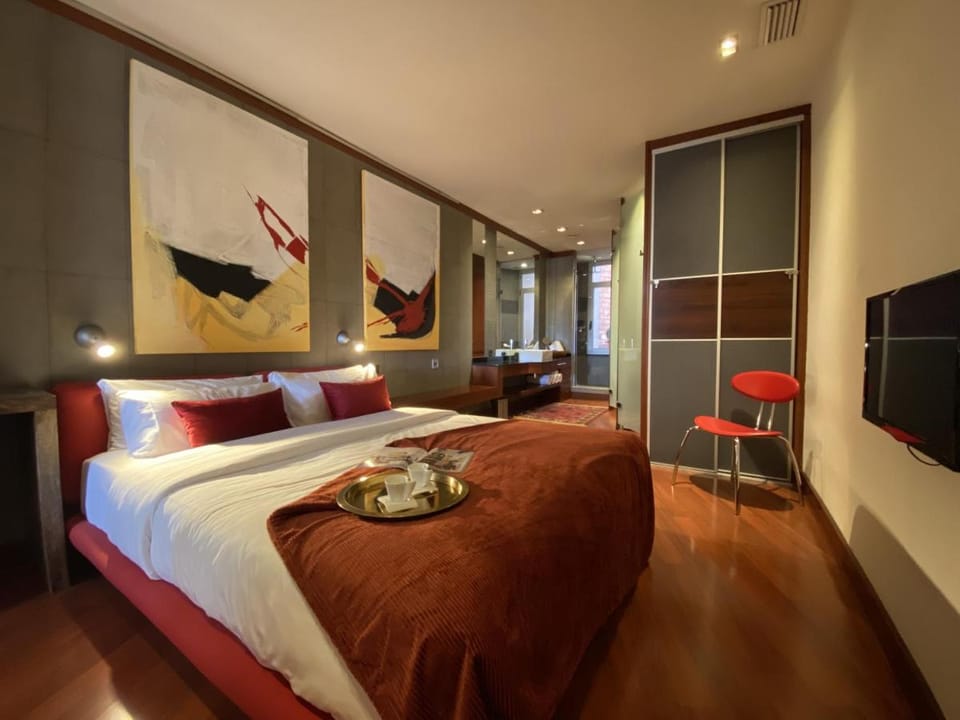 Luminous Designer Loft Style Apt Eixample Views By MyRentalHost Apartment in Barcelona