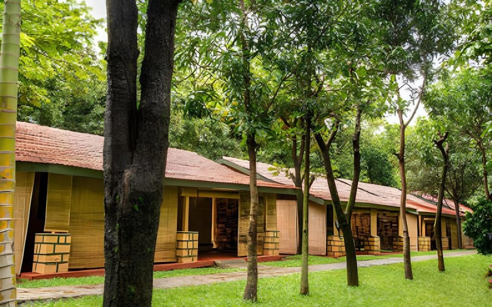 Wild Roots Riverside Lodge Hotel in Maharashtra