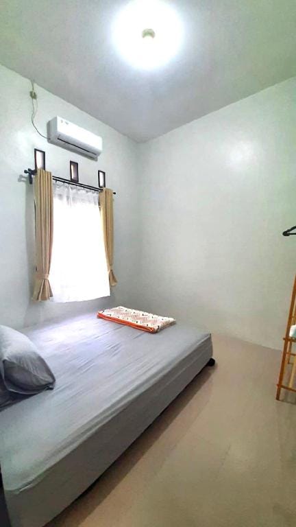 Noi Guest House Rumah 100m2 dengan 2 kamar tidur Vacation rental in Indonesia