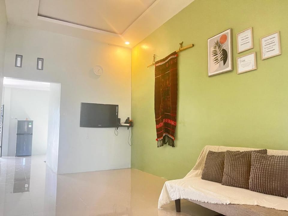 Noi Guest House Rumah 100m2 dengan 2 kamar tidur Vacation rental in Indonesia