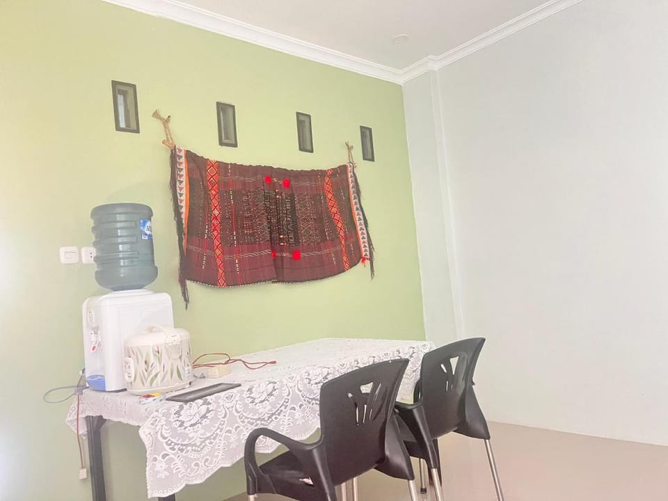 Noi Guest House Rumah 100m2 dengan 2 kamar tidur Vacation rental in Indonesia