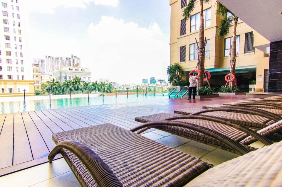 Tresor Apartment |Pool view| Gym + Pool | Ivyhouse Apartment in Ho Chi Minh City