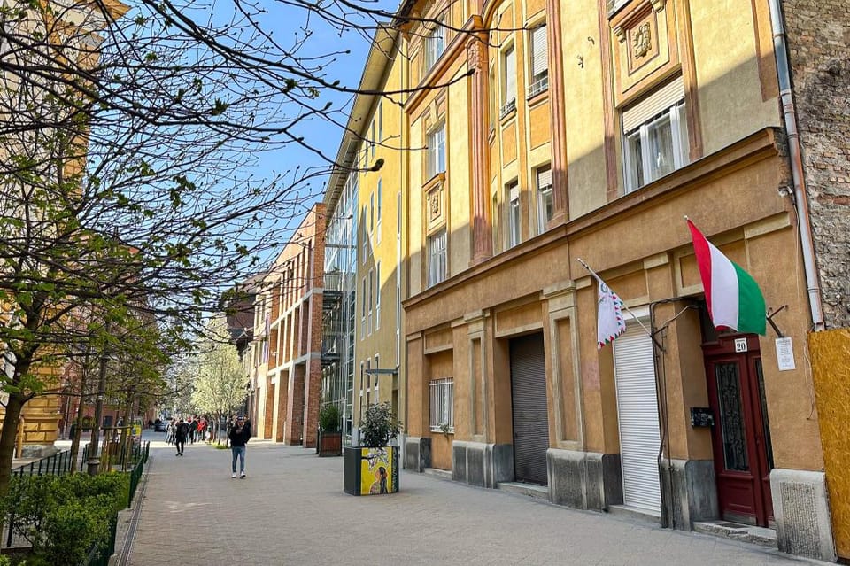 Springfield Kitty Kingdom Apartment in Budapest