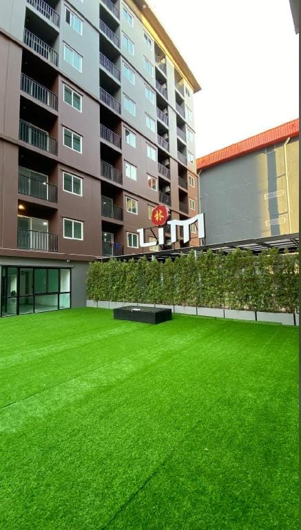Lim Apartment ลิ้มอพาร์ทเมนท์ Apartment in Laos