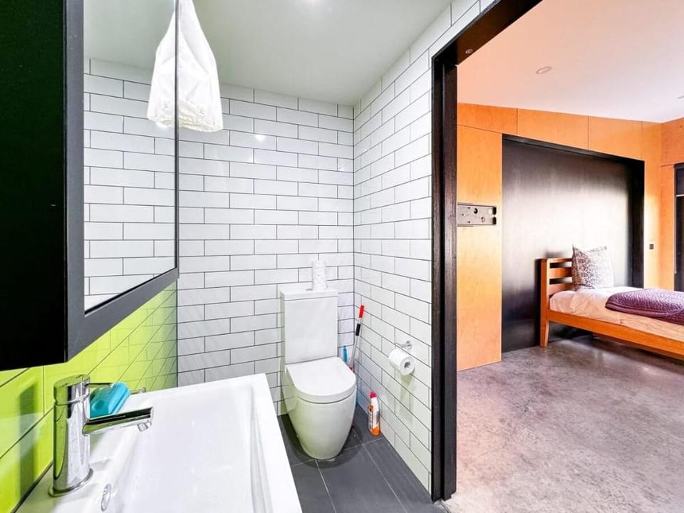 Camberwell Holiday Home With Pool Vacation rental in Melbourne