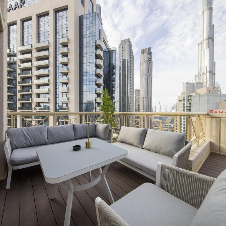 Fountain View Signature Residence with Terrace | 135 SQM Apartment in Dubai