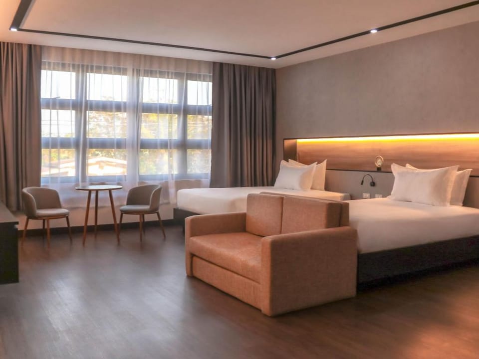 CAPE TOWN HOTEL Premium Family Room Villa in Bolinao