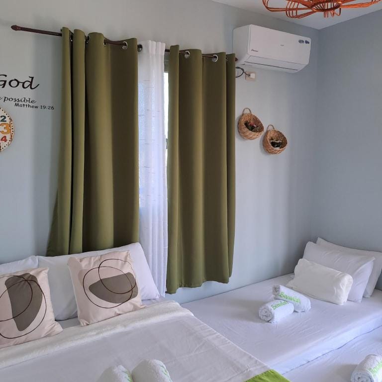 The Beaulah Overlooking cozy hideaway hundred isl  Vacation rental in Ilocos Region