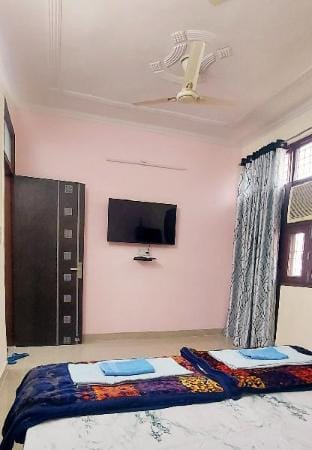 Peaceful Homestay Apartment in New Delhi