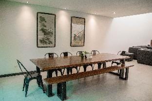 Tropical Poolhouse QC Vacation rental in Pasig