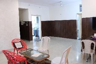 Spacious Two BHK Apartment Vacation rental in Lucknow