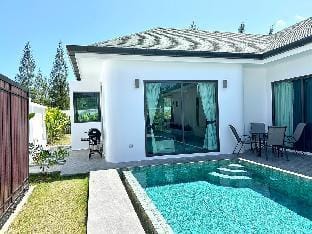 Costa Lota villa, brand new, 3 bedroom, in rawai Villa in Rawai