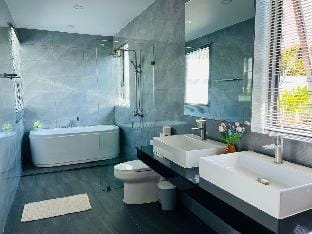 Costa Lota villa, brand new, 3 bedroom, in rawai Villa in Rawai