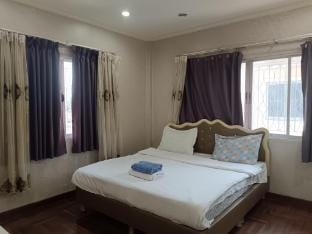 pattaya park village,WSt 2km,5BR pool villa Vacation rental in Pattaya City