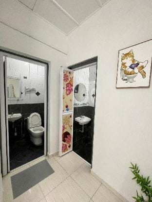 Ipoh Guest House 8-9 Pax Vacation rental in Ipoh