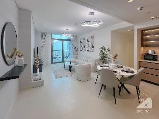 Burj Crown Luxury 2-Bedroom with  Balcony Vacation rental in Dubai