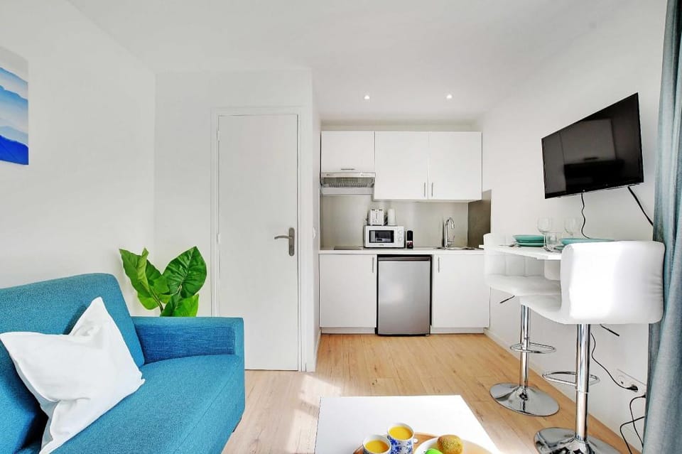 Charming Studio - 2P- Le Kremlin-Bicêtre Apartment in Île-de-France
