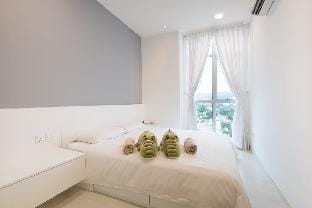 Couples Getaway VI | 舒适二房一厅城市公寓 Vacation rental in George Town