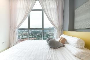 Couples Getaway ZX Cozy Suites | Shushi Chengshi Gongyu Apartment in George Town
