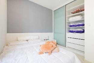 Couples Getaway III | Comfortable One-Bedroom One-Living Room City Apartment Apartment in George Town