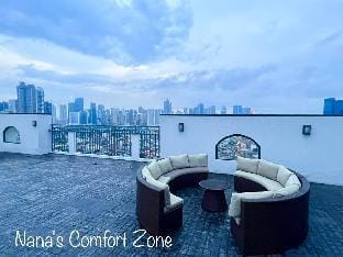 Nana's Comfort Zone Apartment in Mandaluyong