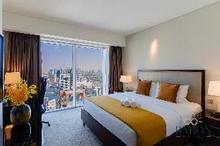 Stylish 1BR unit, Address Marina Apartment in Dubai