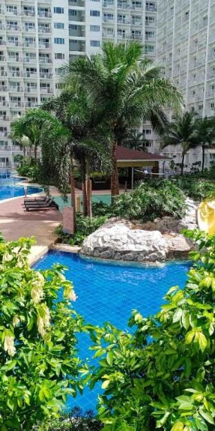 1BR Room-Stunning MOA view|FIREWORKS Apartment in Pasay